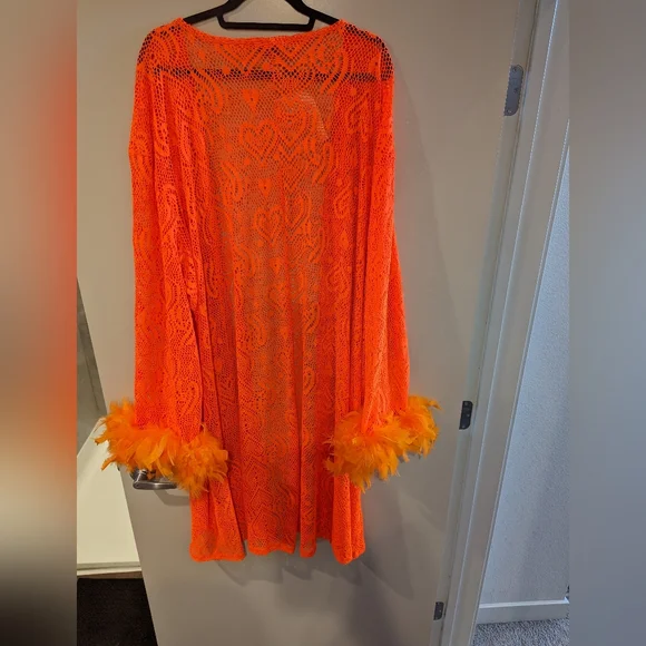 NWT Zelie for She feather trimmed, orange lace/crochet duster Fit Large to 4X - Picture 6 of 6